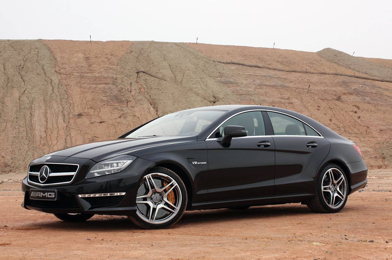 2012 Mercedes-Benz CLS63 AMG front 3/4 view