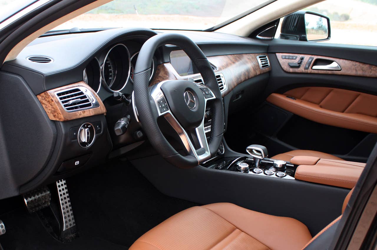 2012 Mercedes-Benz CLS63 AMG interior