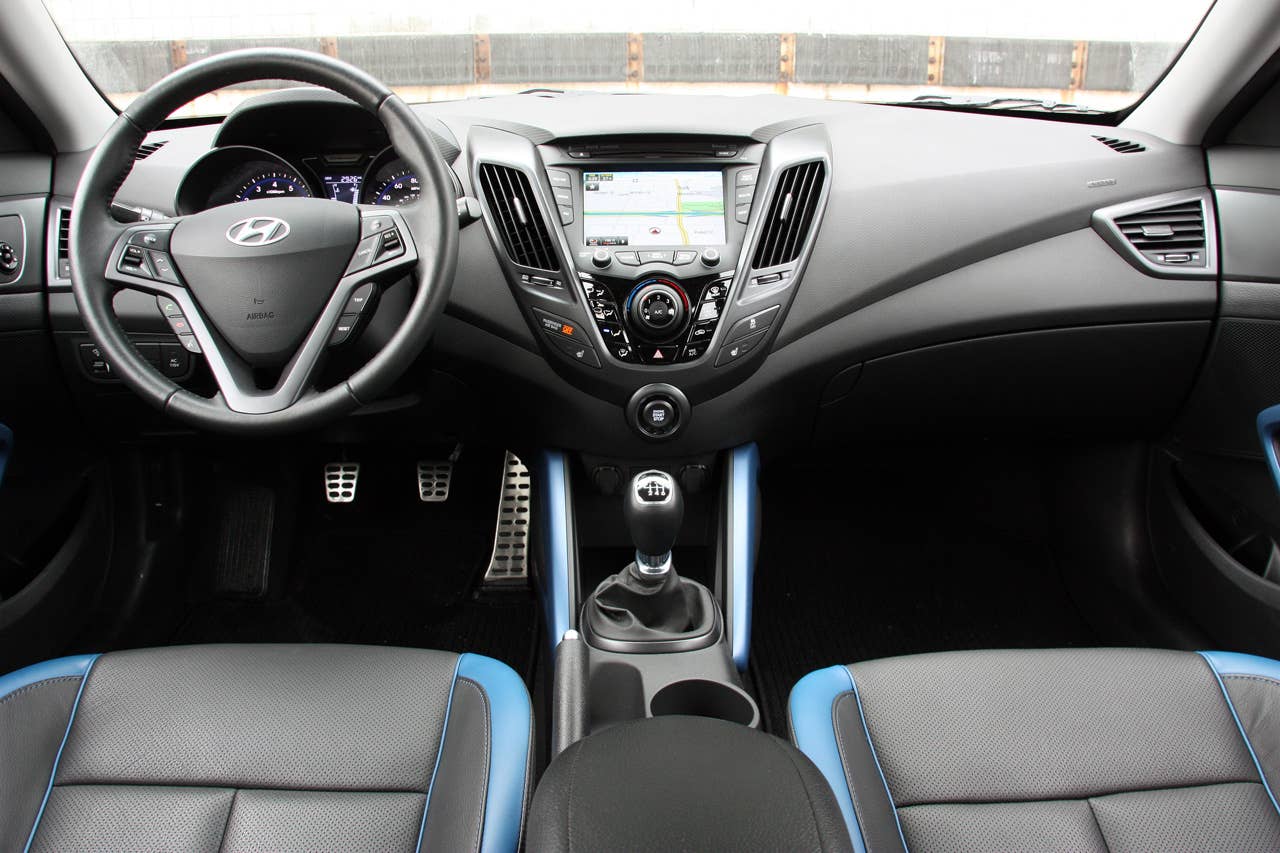 Long-Term 2013 Hyundai Veloster Turbo interior