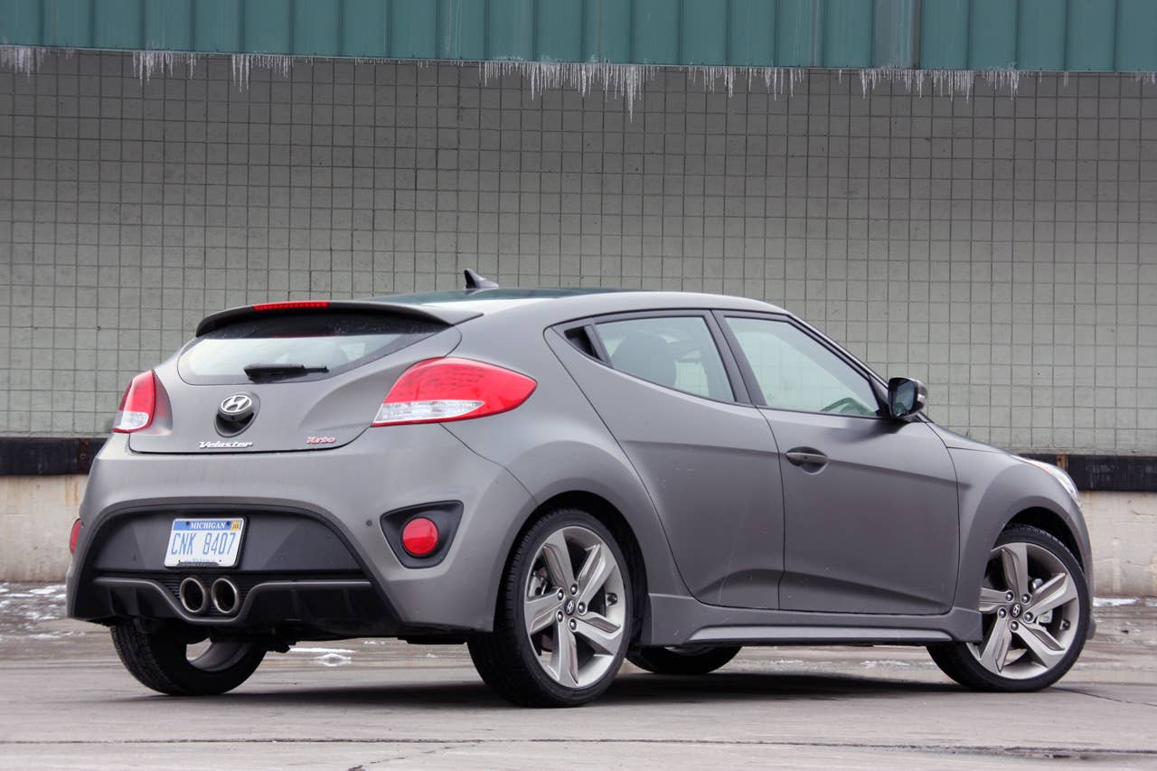 Long-Term 2013 Hyundai Veloster Turbo rear 3/4