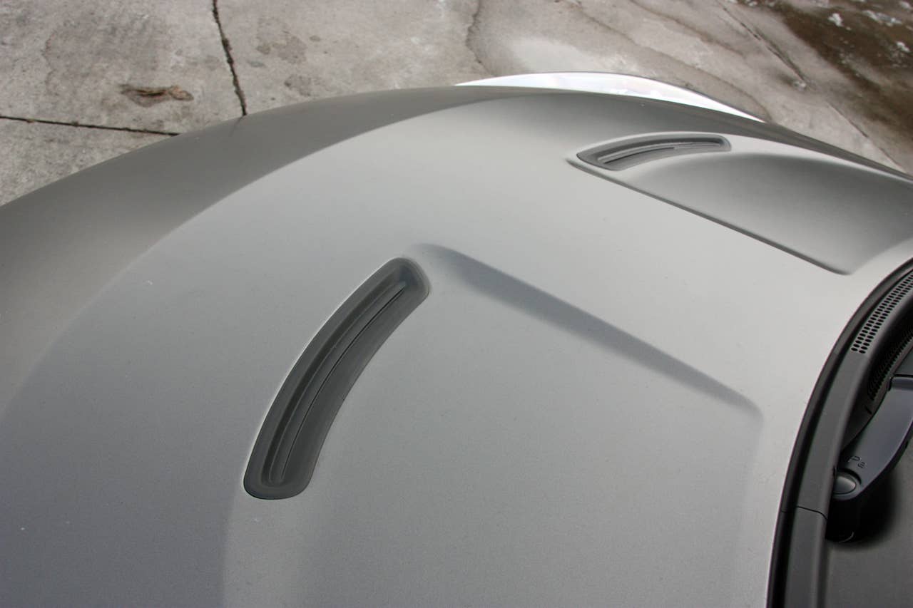 Long-Term 2013 Hyundai Veloster Turbo hood detail