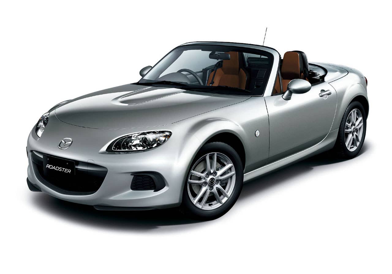 2013 Mazda MX-5 Miata front 3/4