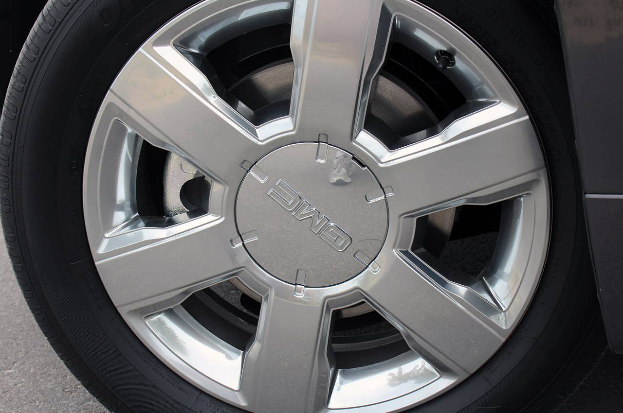 2013 GMC Terrain Denali wheel