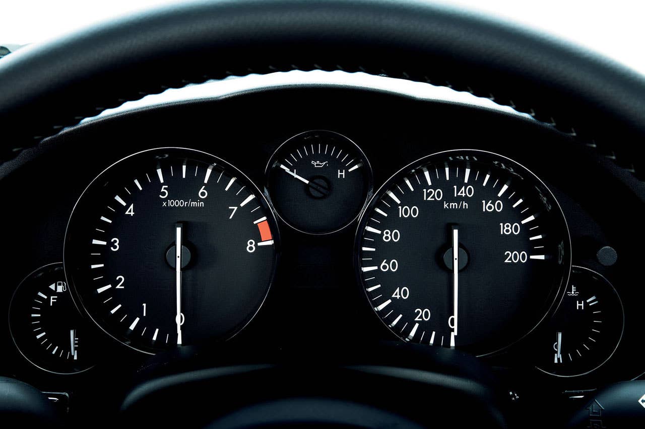 2013 Mazda MX-5 Miata gauges