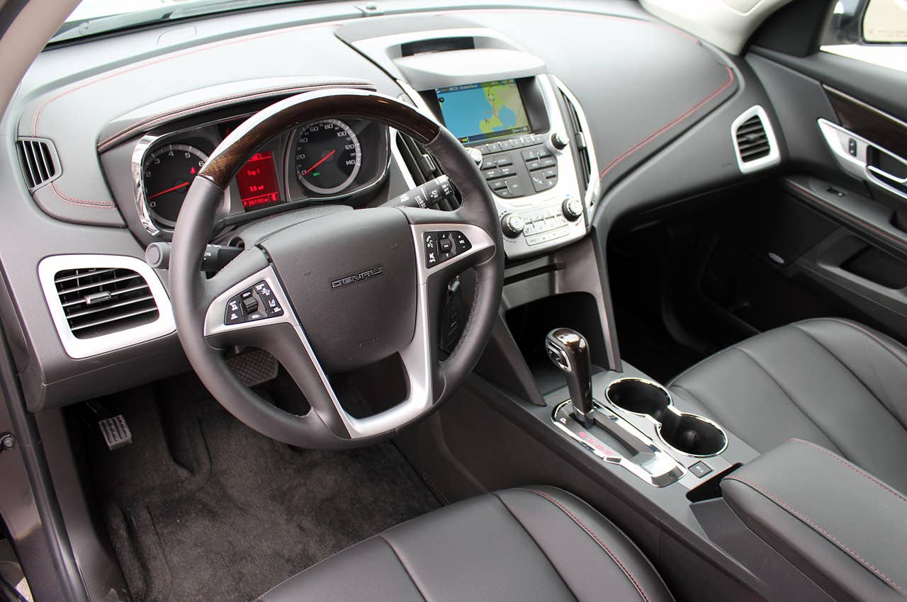 2013 GMC Terrain Denali interior