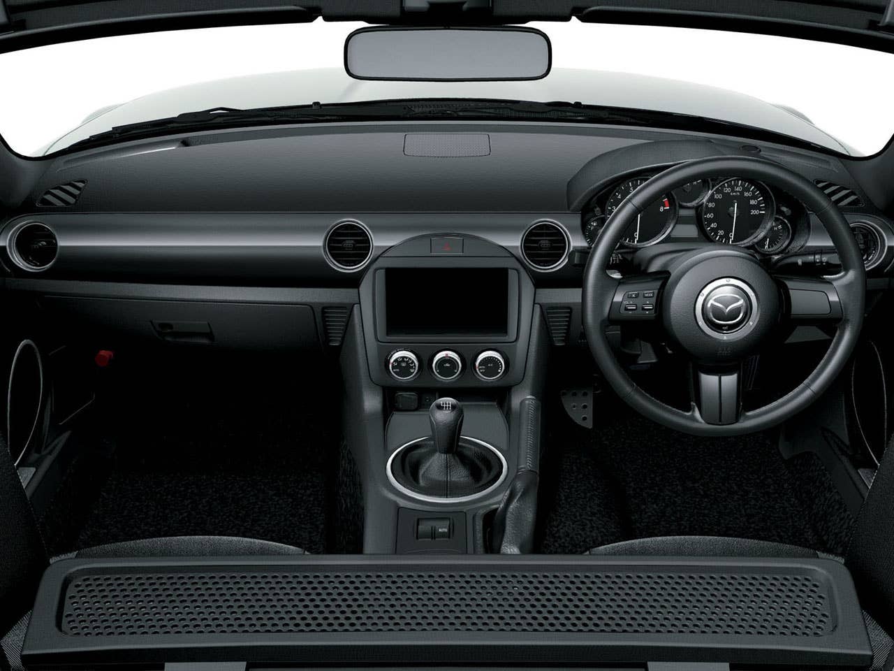 2013 Mazda MX-5 Miata dash