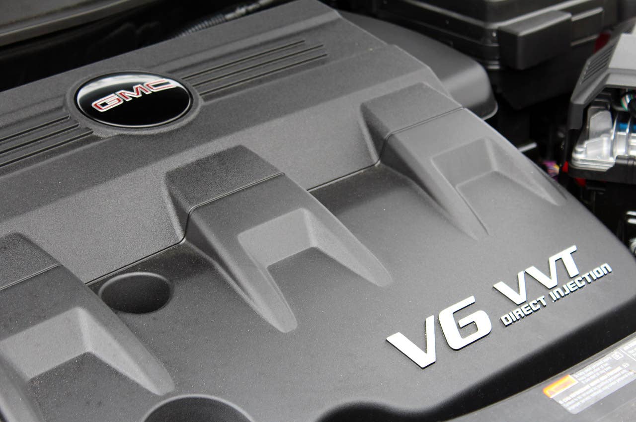 2013 GMC Terrain Denali engine