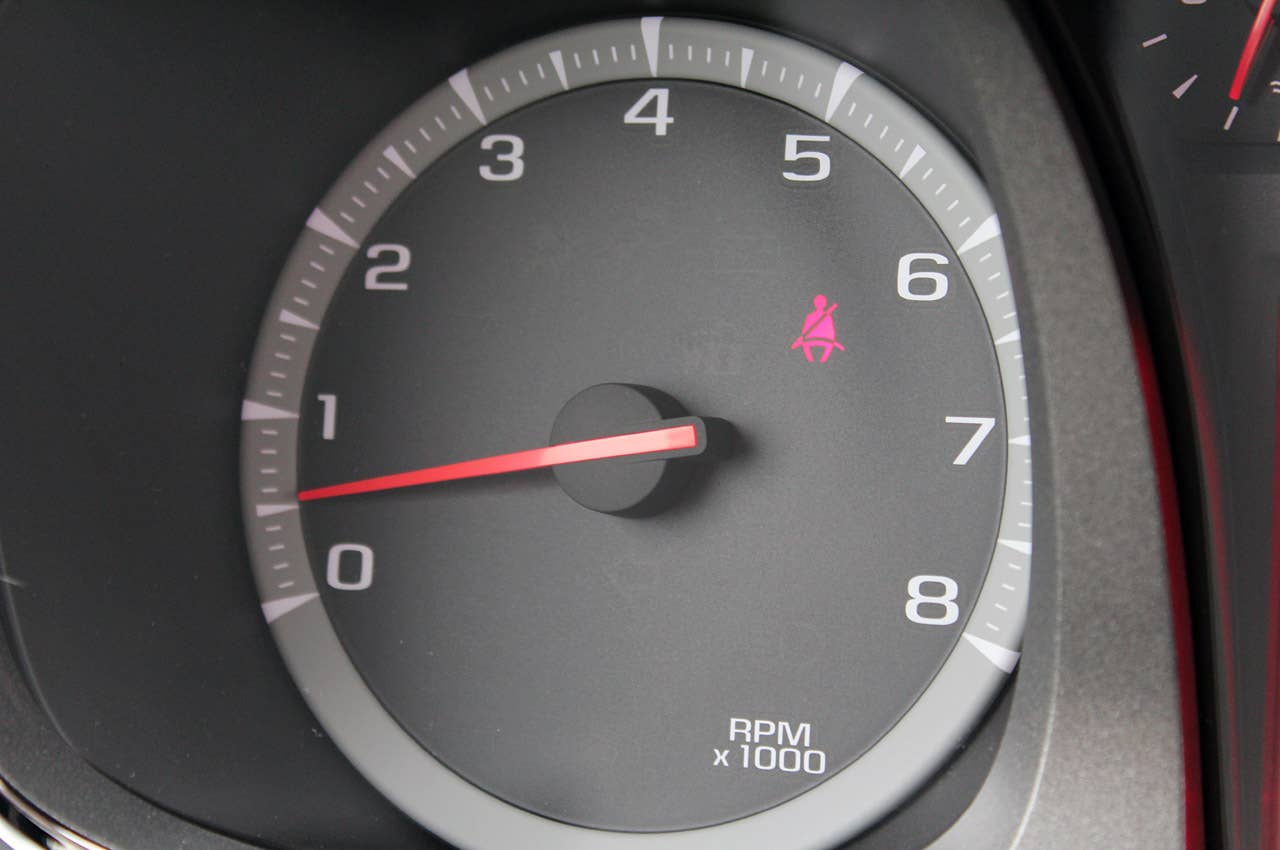 2013 GMC Terrain Denali tachometer