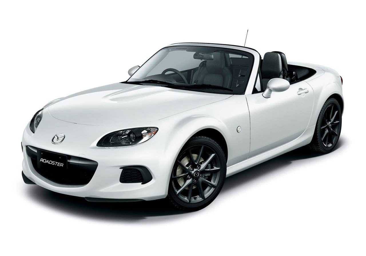 2013 Mazda MX-5 Miata front 3/4