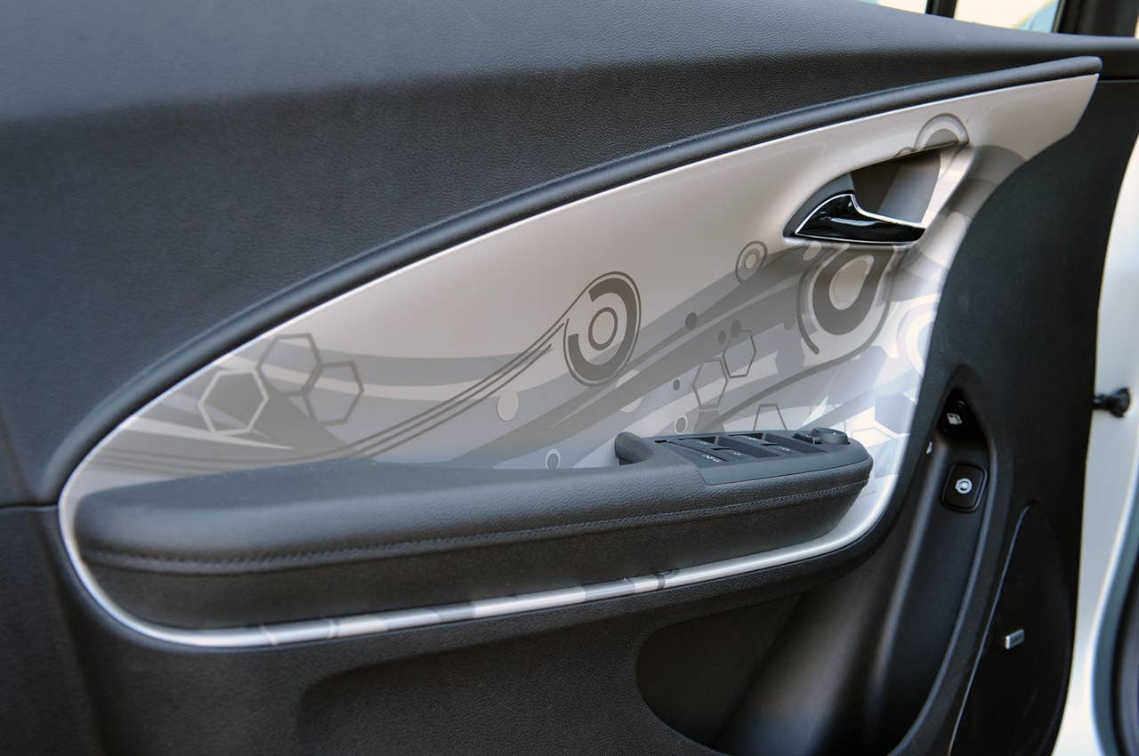2011 Chevrolet Volt door panel