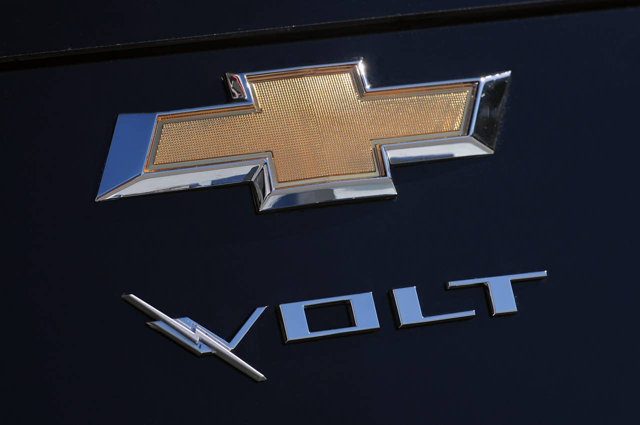 2011 Chevrolet Volt logo