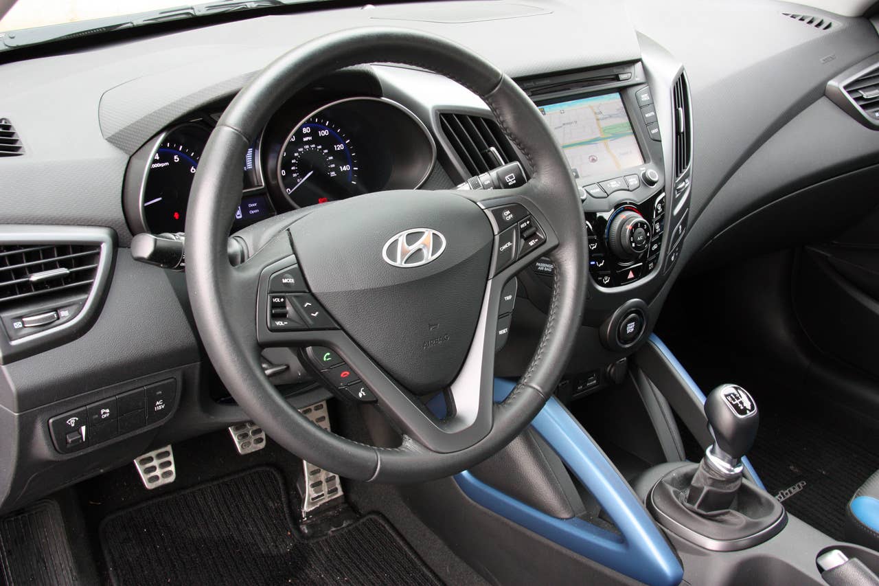 Long-Term 2013 Hyundai Veloster Turbo cockpit