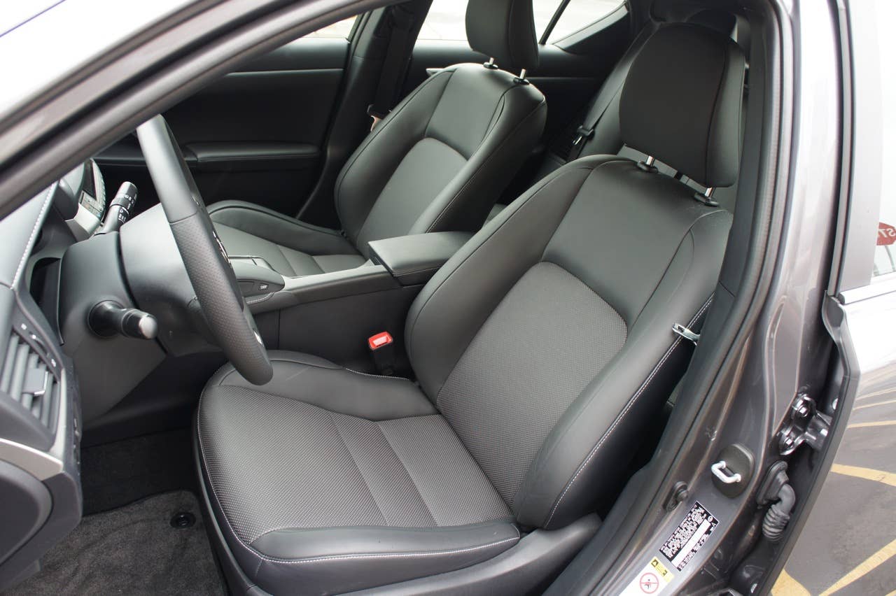 2012 Lexus CT 200h F Sport seats