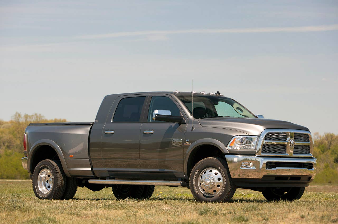 2013 Ram 3500 HD front 3/4 view