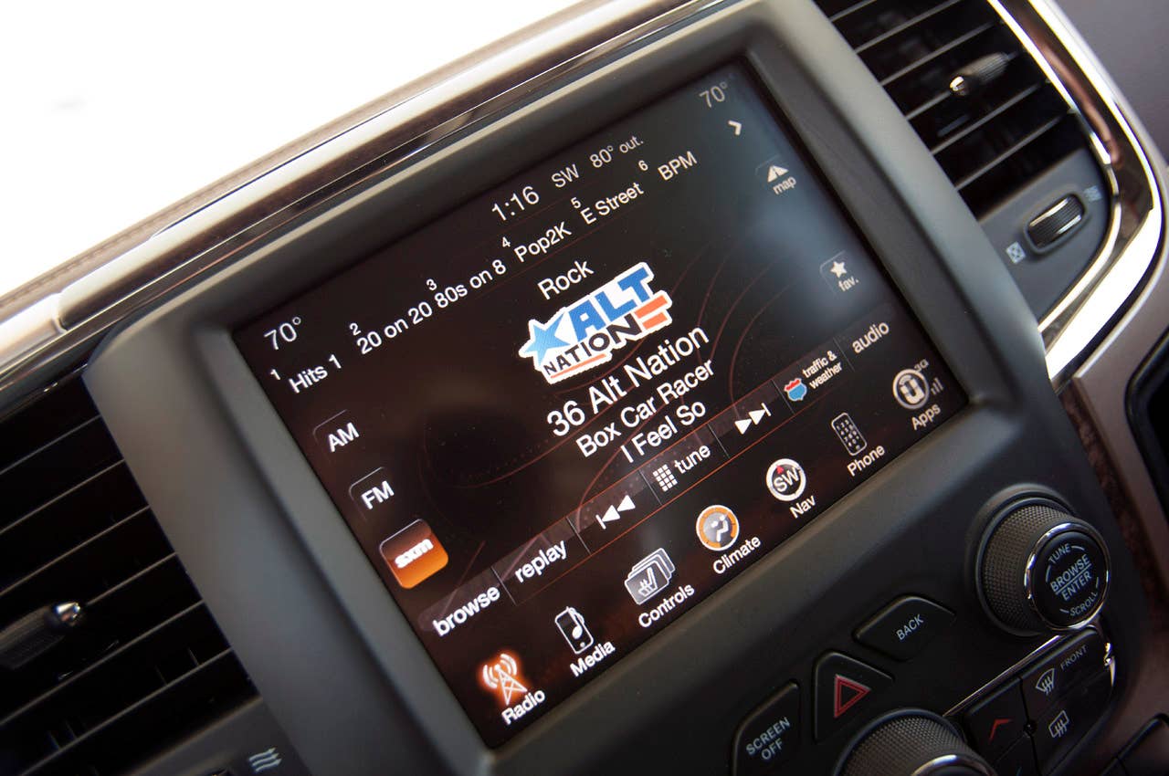 2013 Ram 3500 HD infotainment system