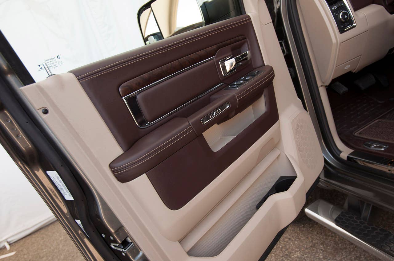 2013 Ram 3500 HD door