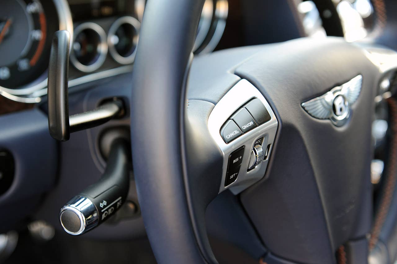 2011 Bentley Continental GT paddle shifter