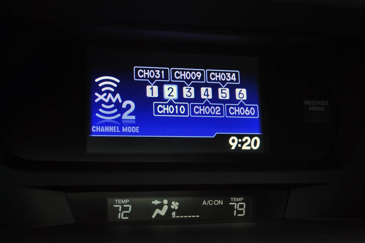 2013 Acura ILX infotainment system