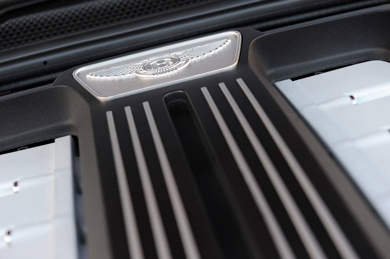 2011 Bentley Continental GT engine detail