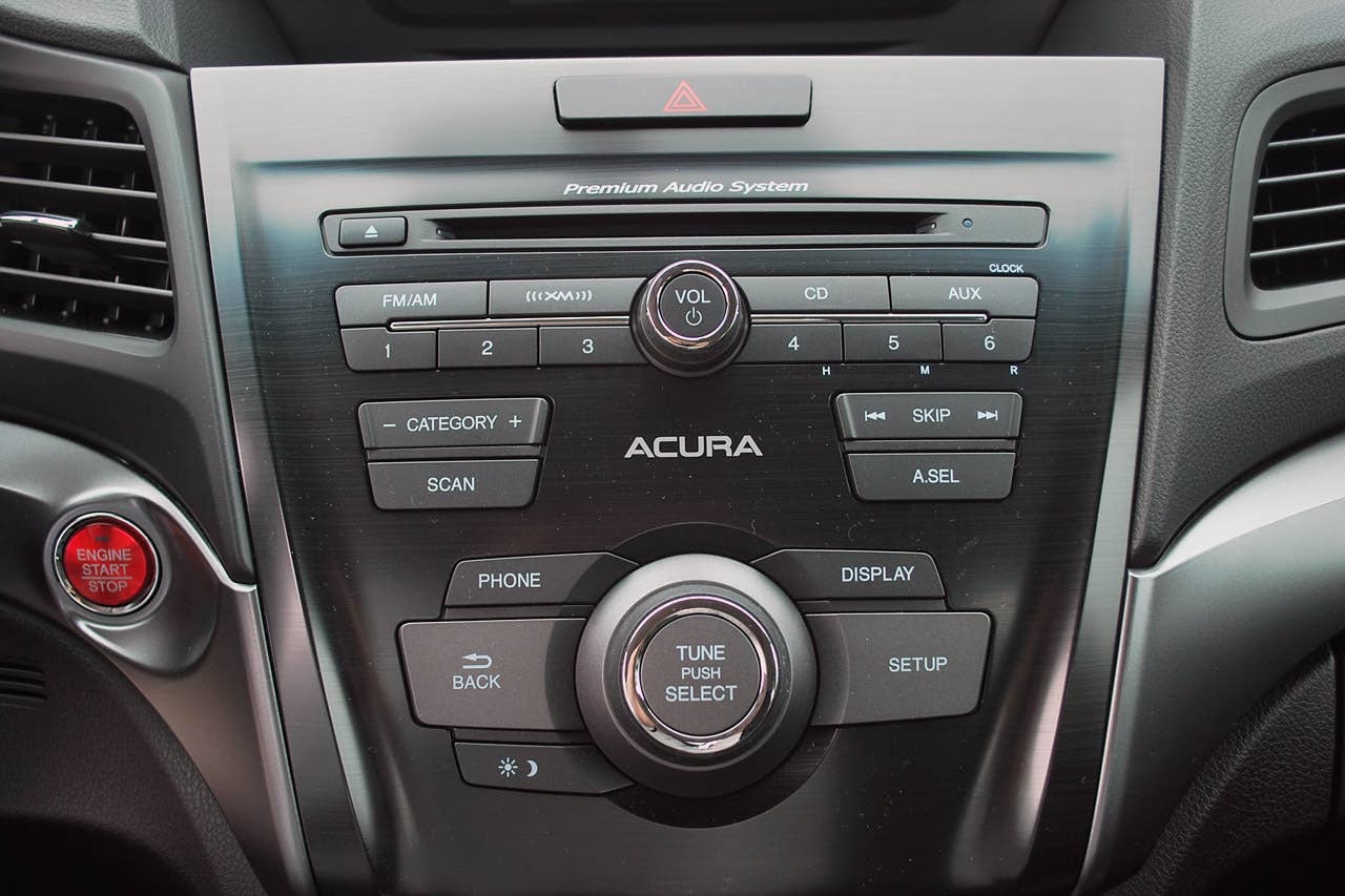 2013 Acura ILX instrument panel