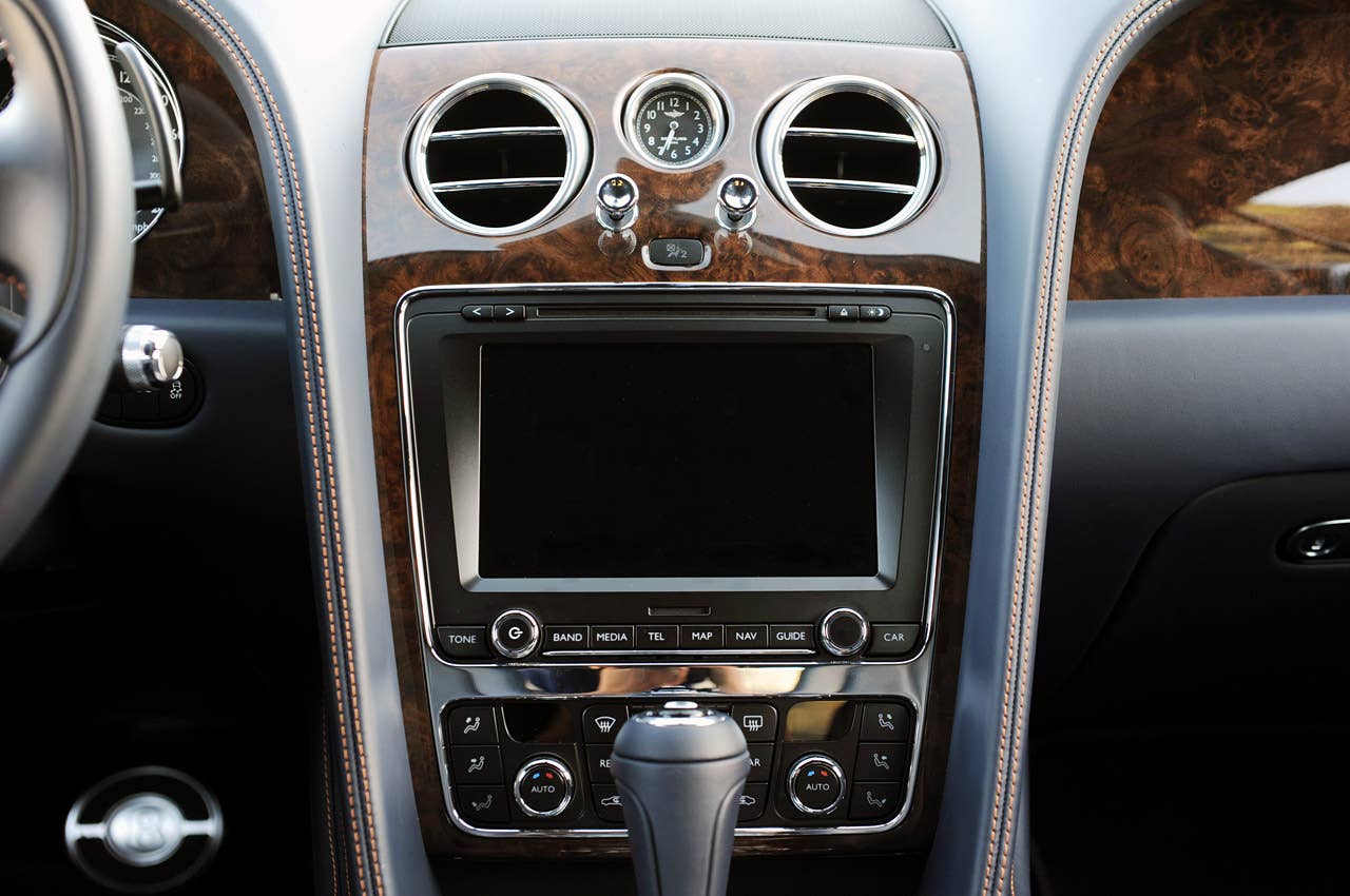 2011 Bentley Continental GT instrument panel