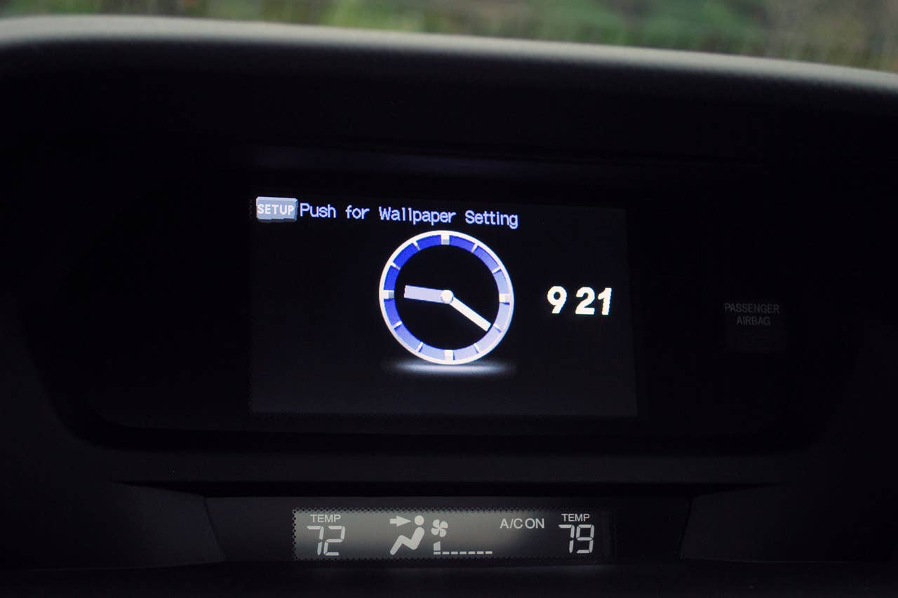 2013 Acura ILX infotainment system