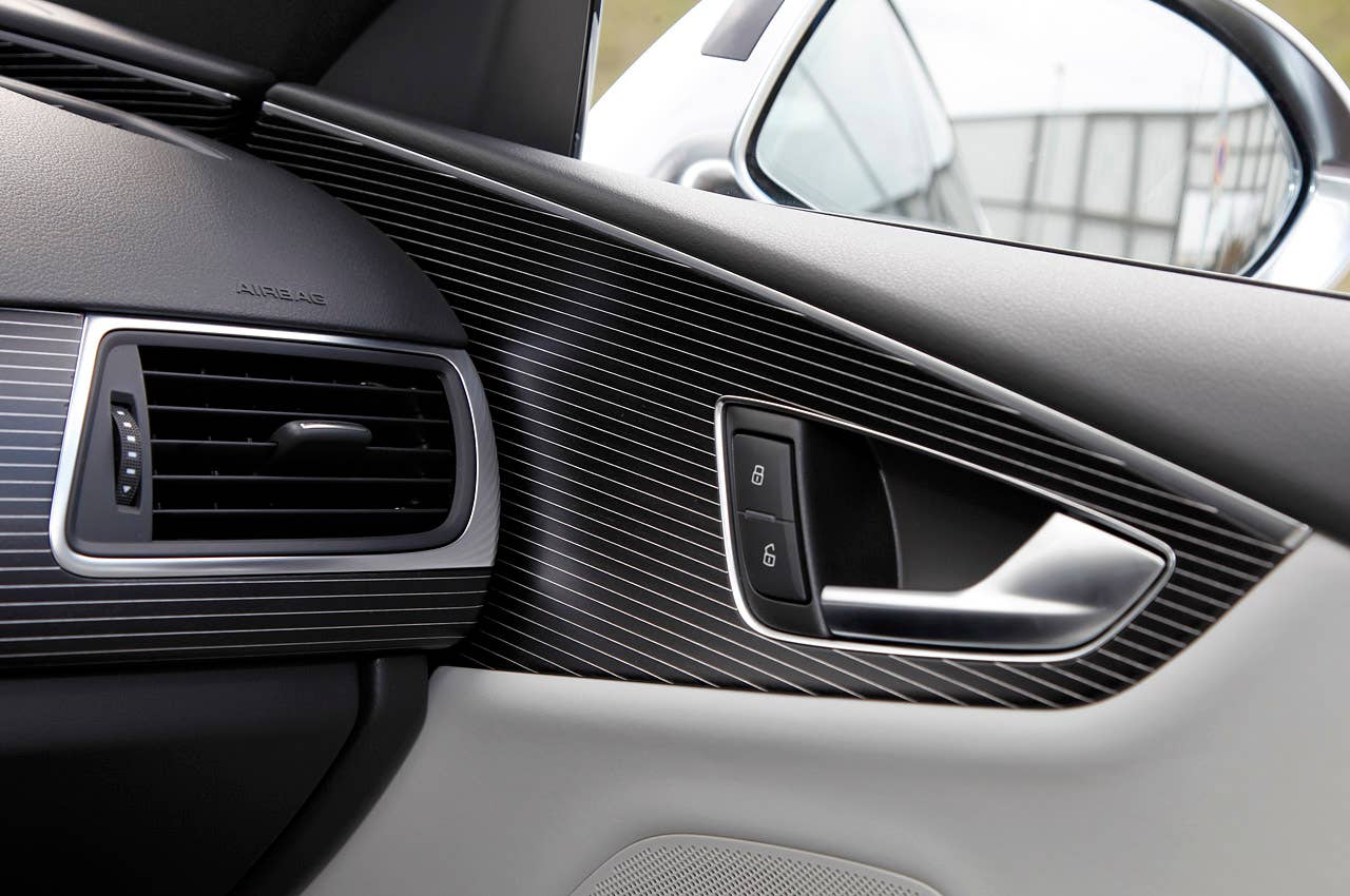 2013 Audi S7 interior trim