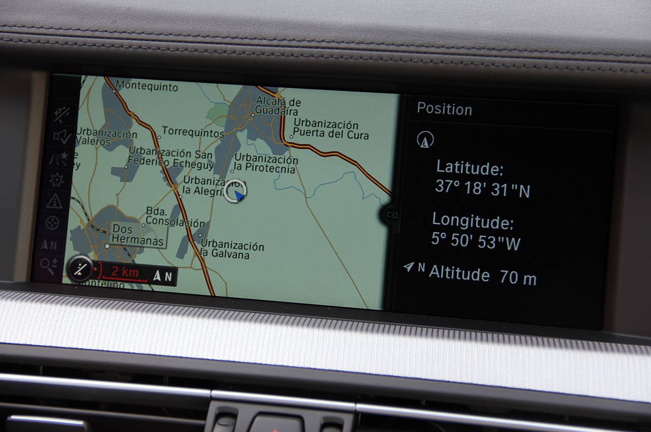 2012 BMW M5 navigation system