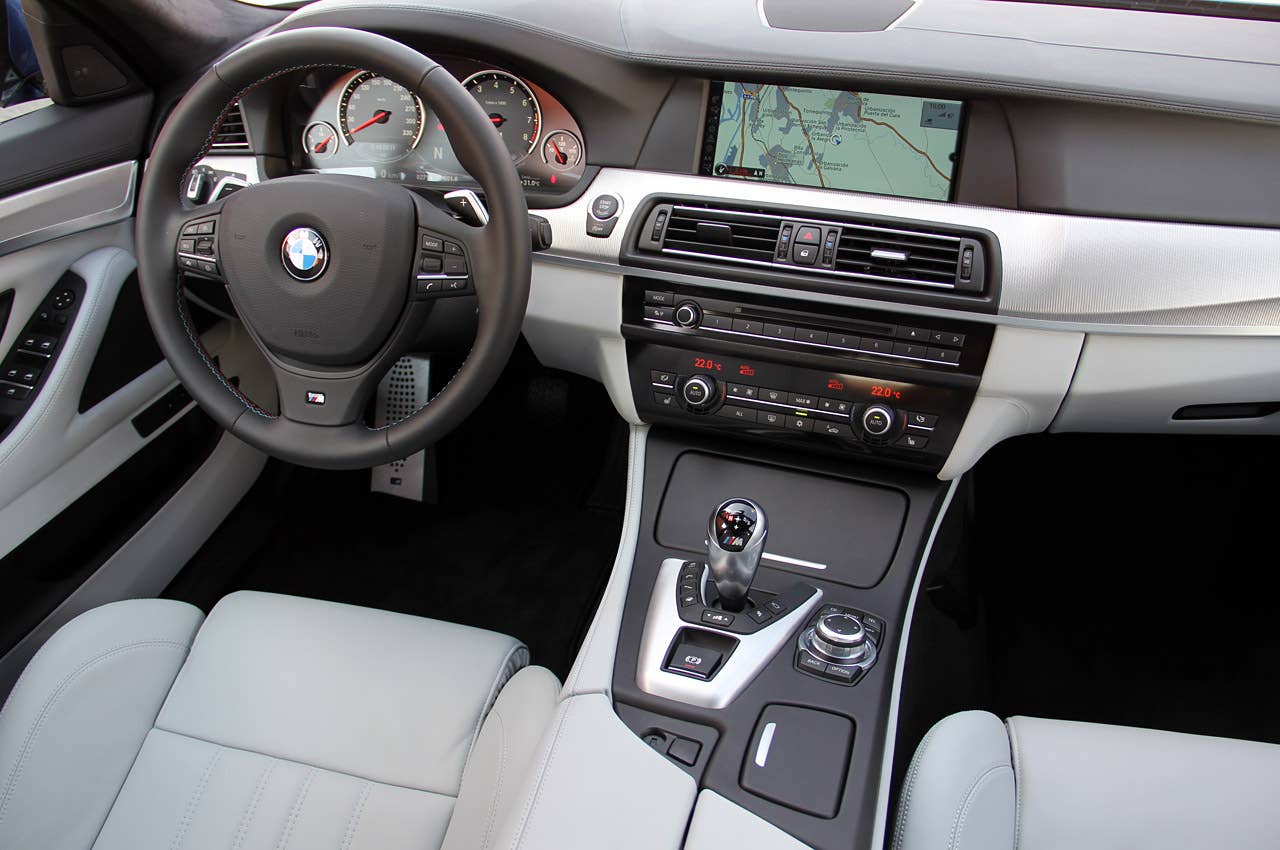 2012 BMW M5 interior