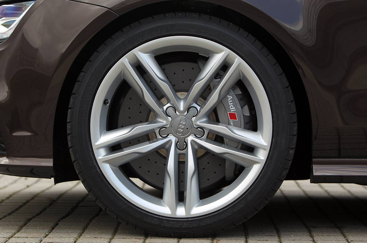 2013 Audi S7 wheel
