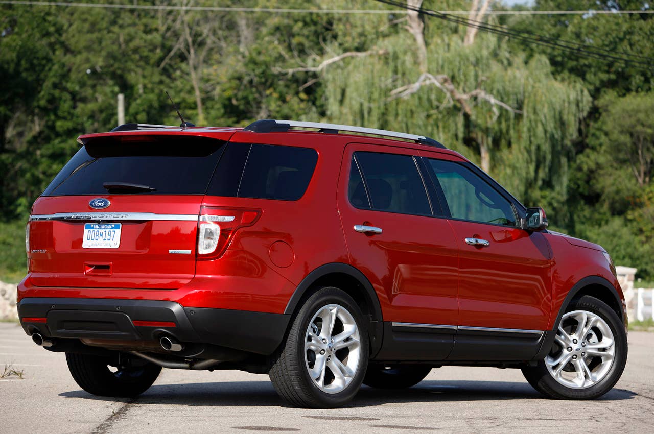 2012 Ford Explorer EcoBoost rear 3/4 view