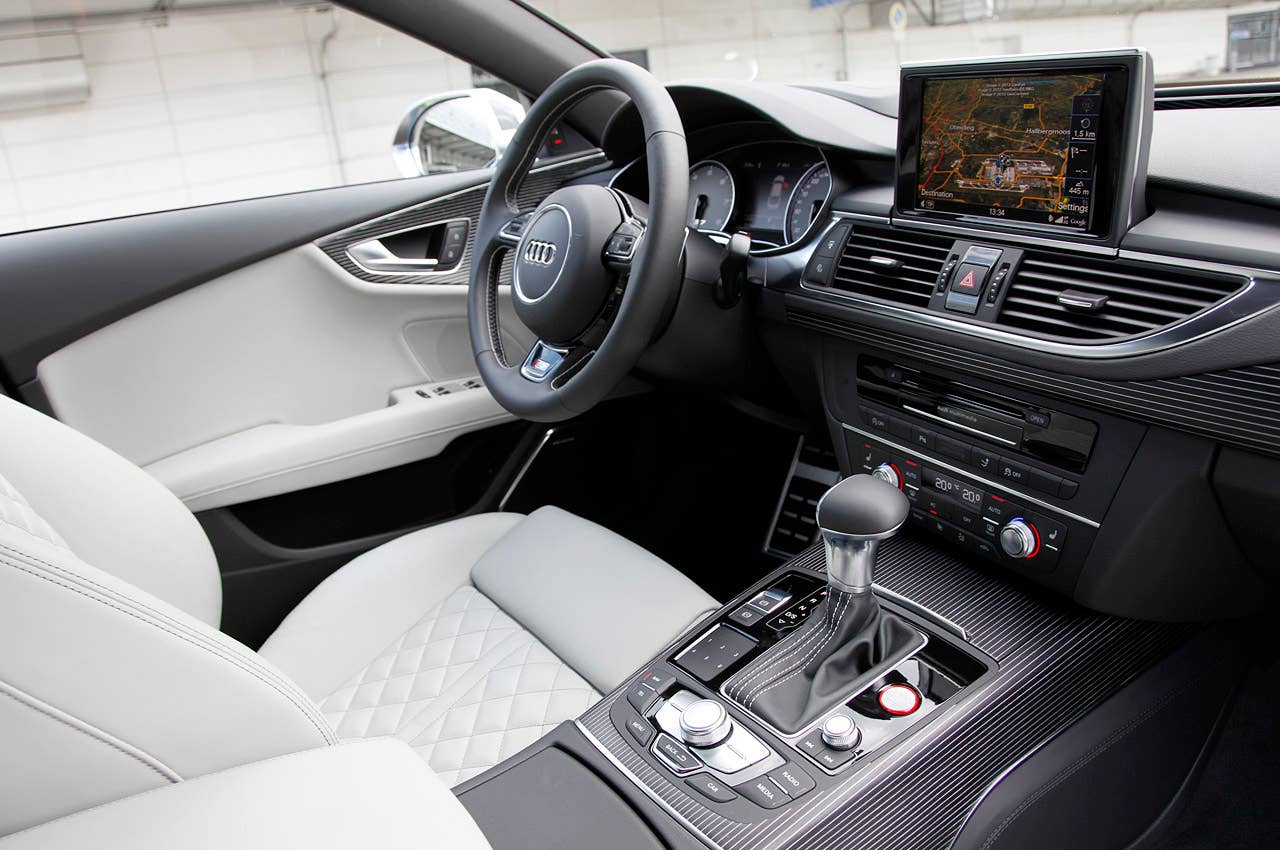 2013 Audi S7 interior