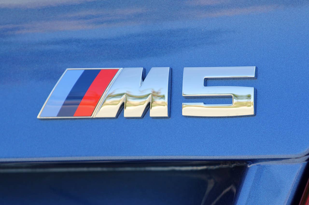 2012 BMW M5 badge