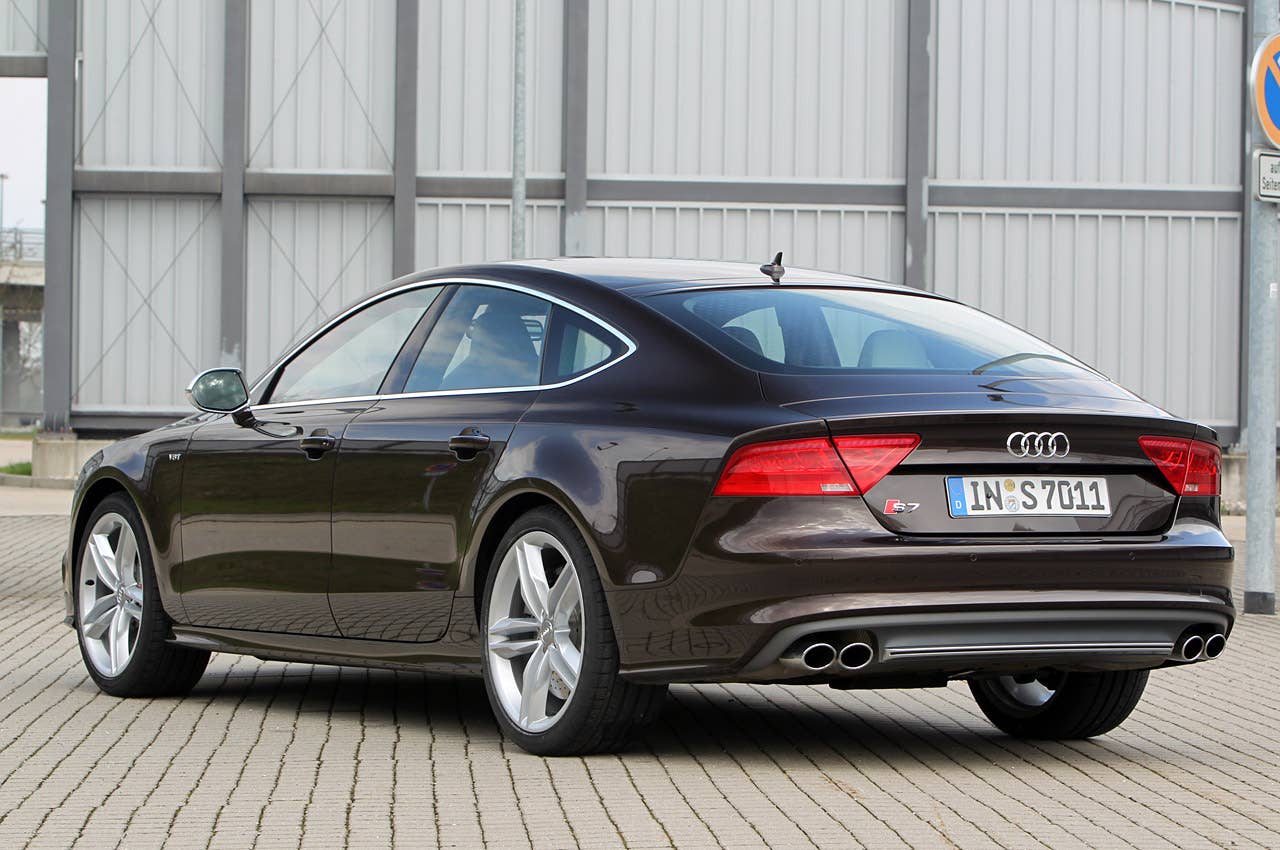 2013 Audi S7 rear 3/4 view