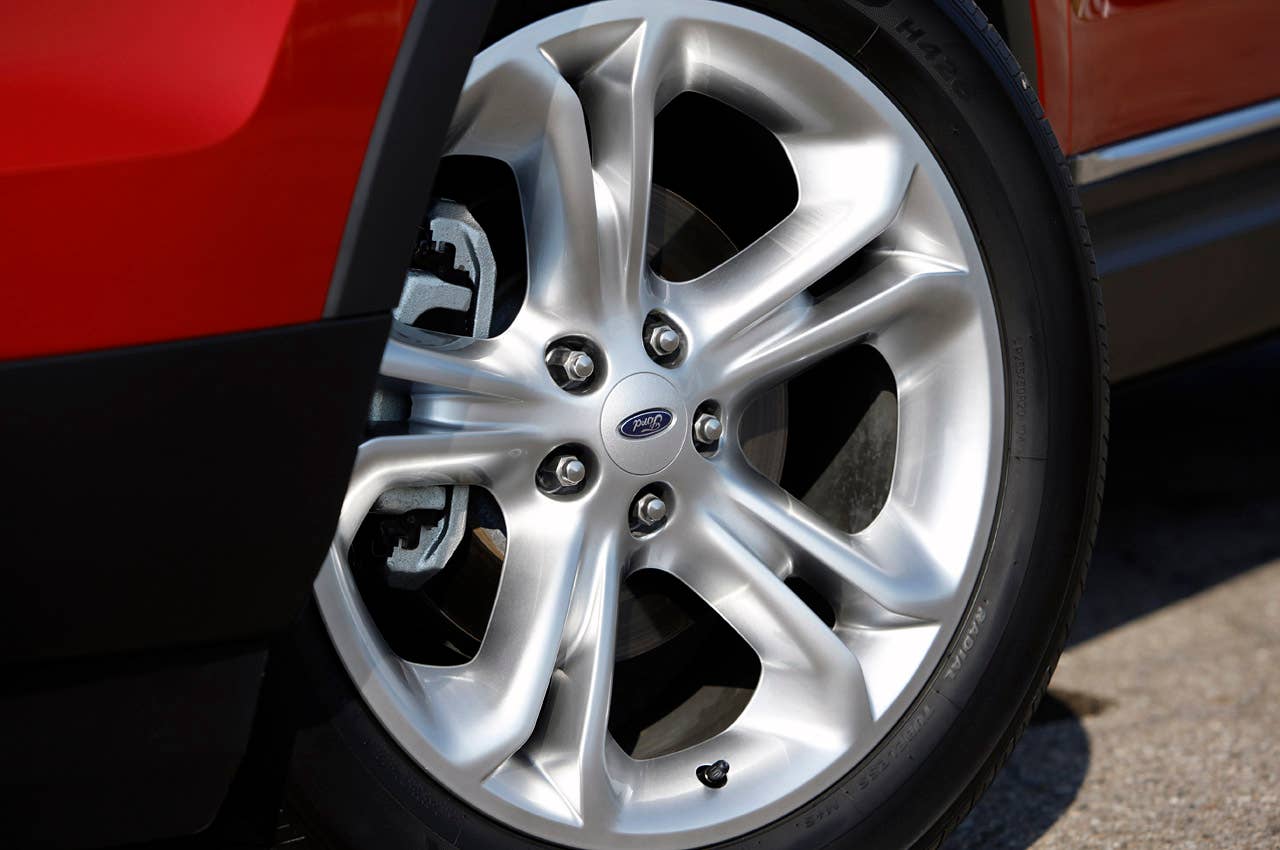 2012 Ford Explorer EcoBoost wheel