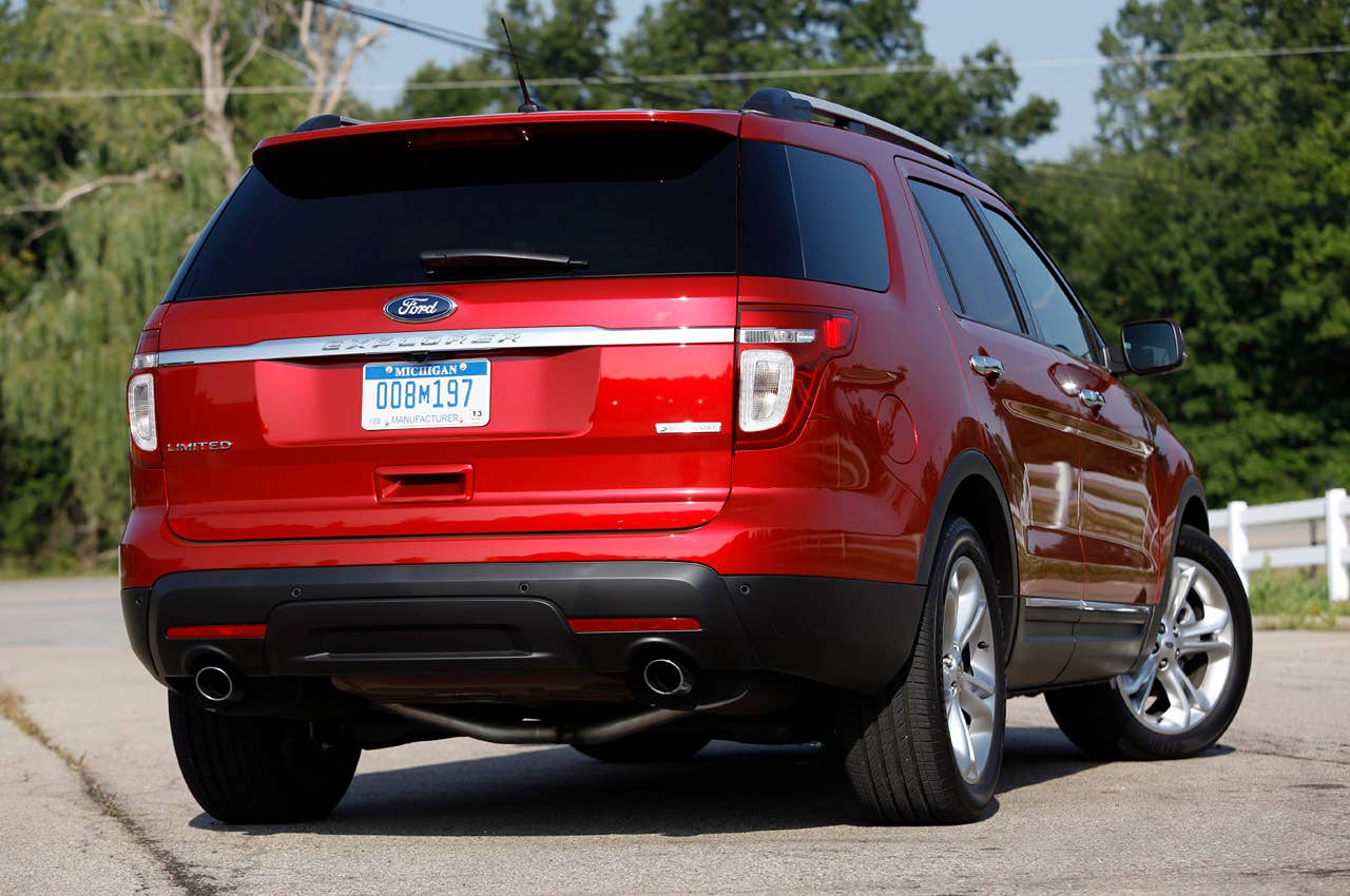 2012 Ford Explorer EcoBoost rear 3/4 view