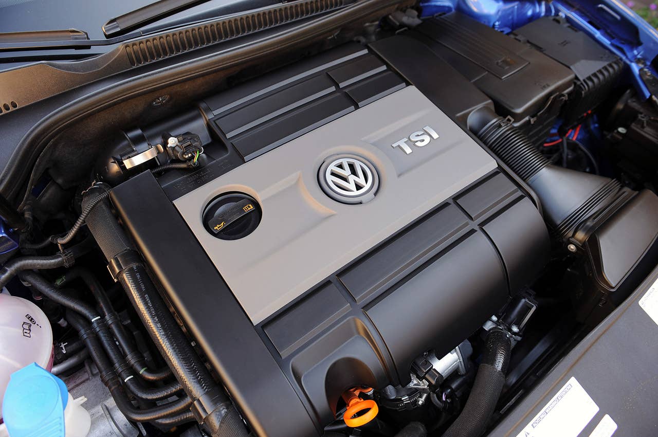 2012 Volkswagen Golf R engine