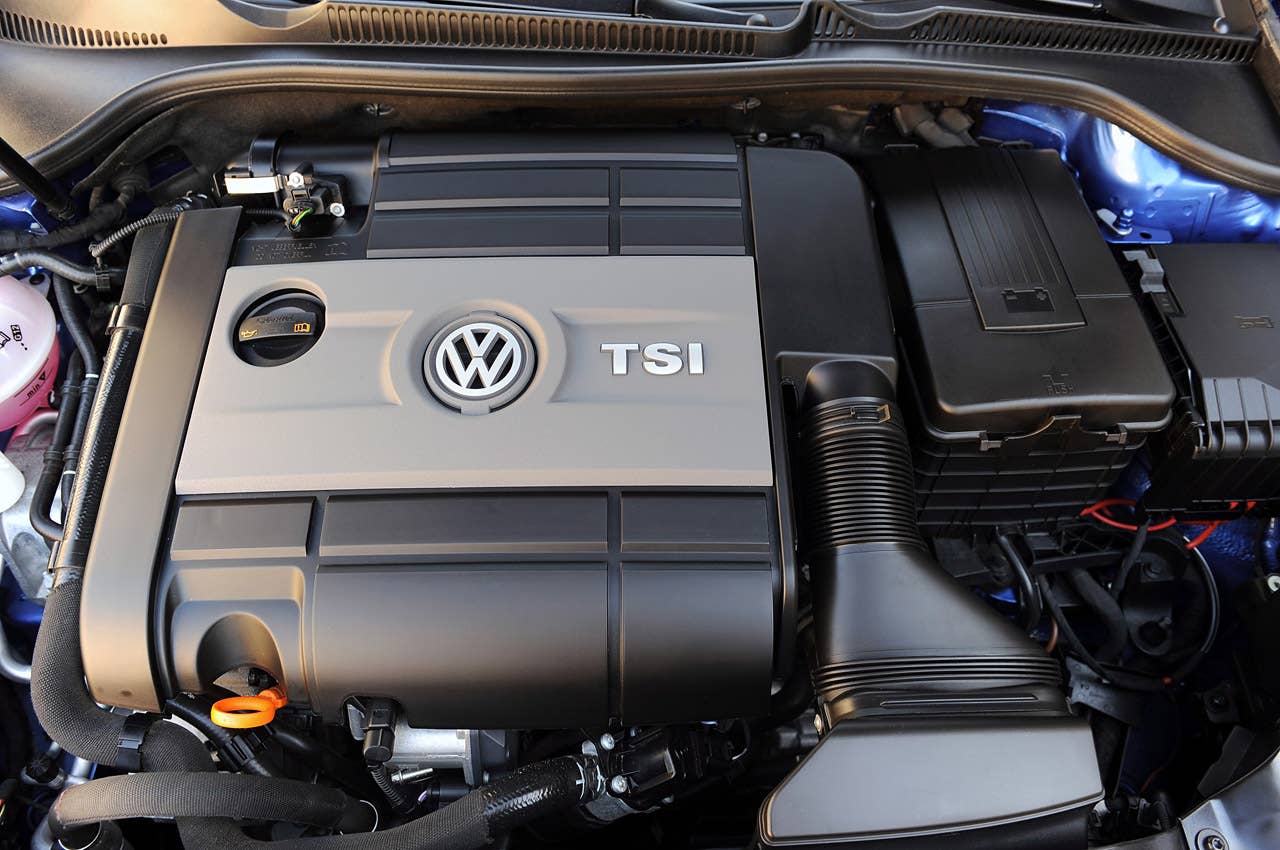2012 Volkswagen Golf R engine