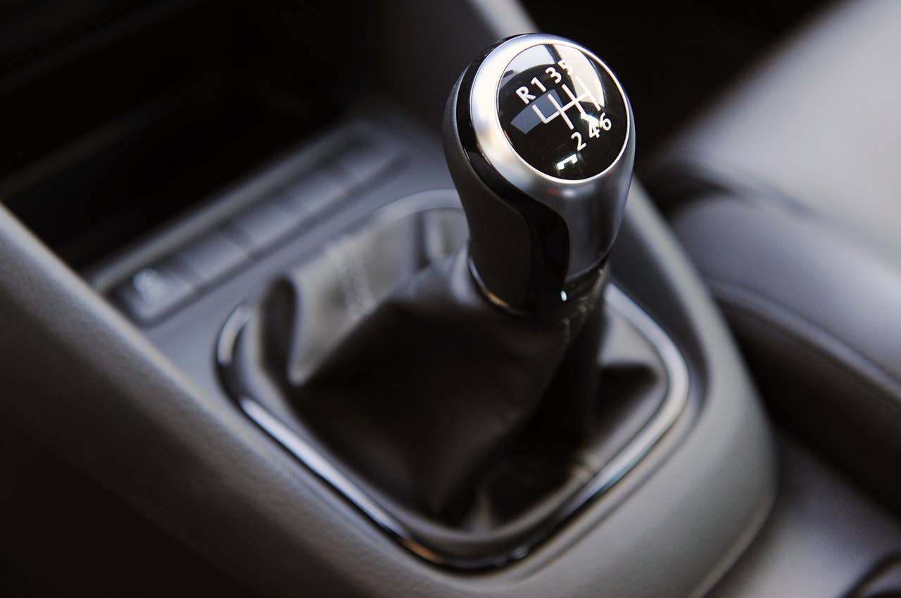 2012 Volkswagen Golf R shifter