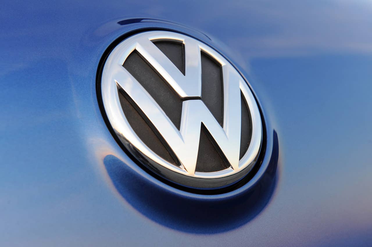 2012 Volkswagen Golf R logo