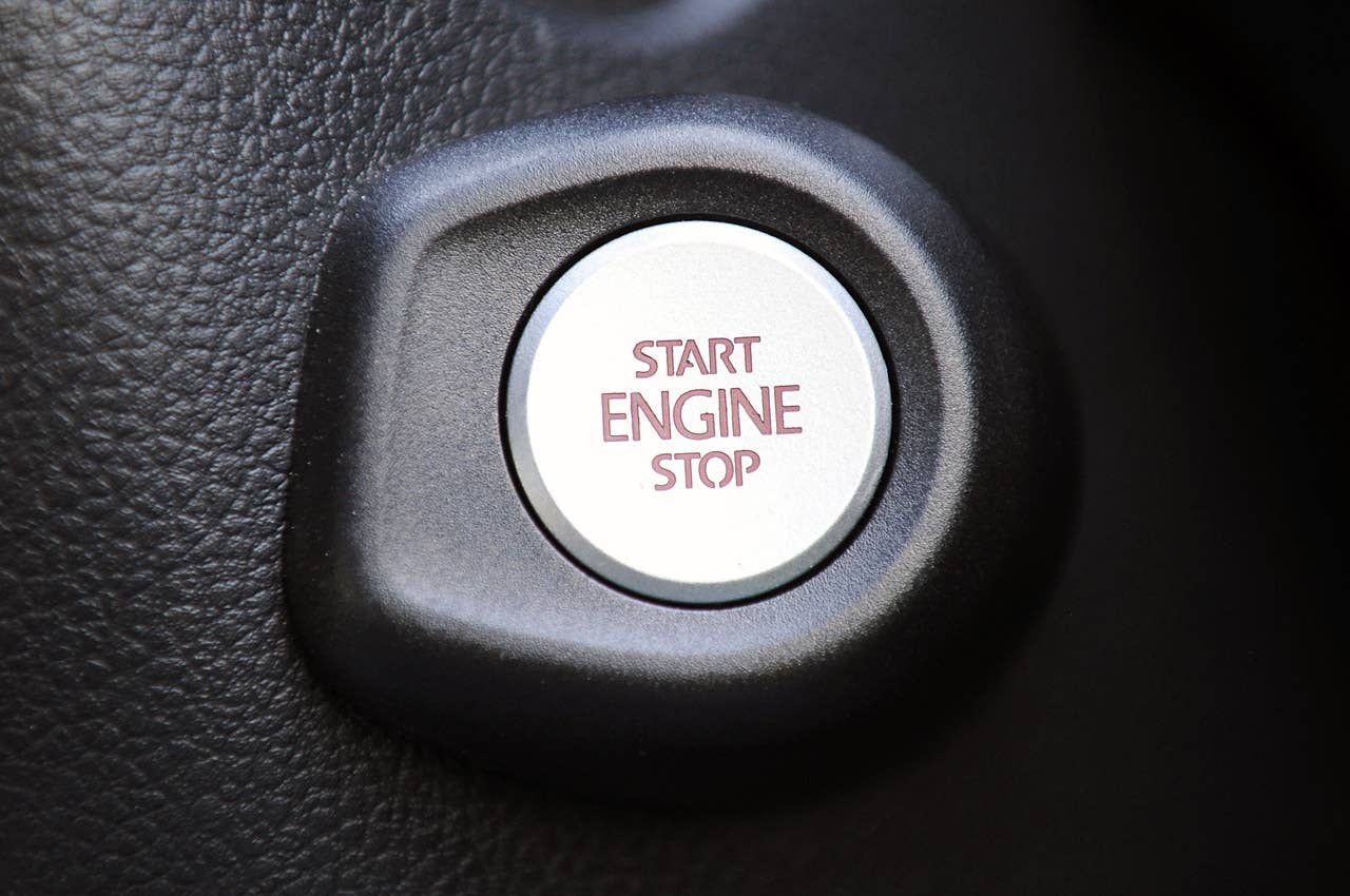 2012 Volkswagen Golf R start button