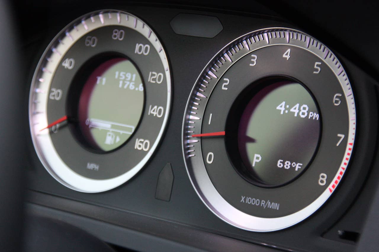 2011 Volvo S60 gauges