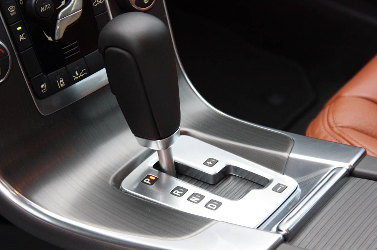2011 Volvo S60 shifter
