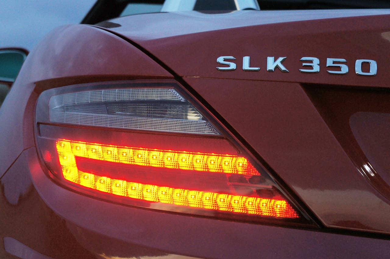 2012 Mercedes-Benz SLK350 taillight