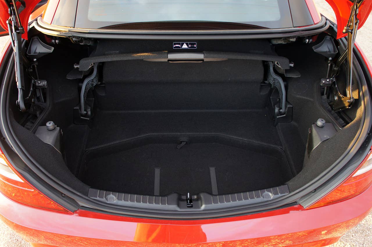 2012 Mercedes-Benz SLK350 trunk