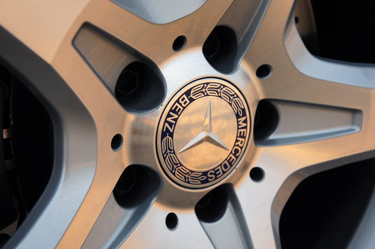 2012 Mercedes-Benz SLK350 wheel