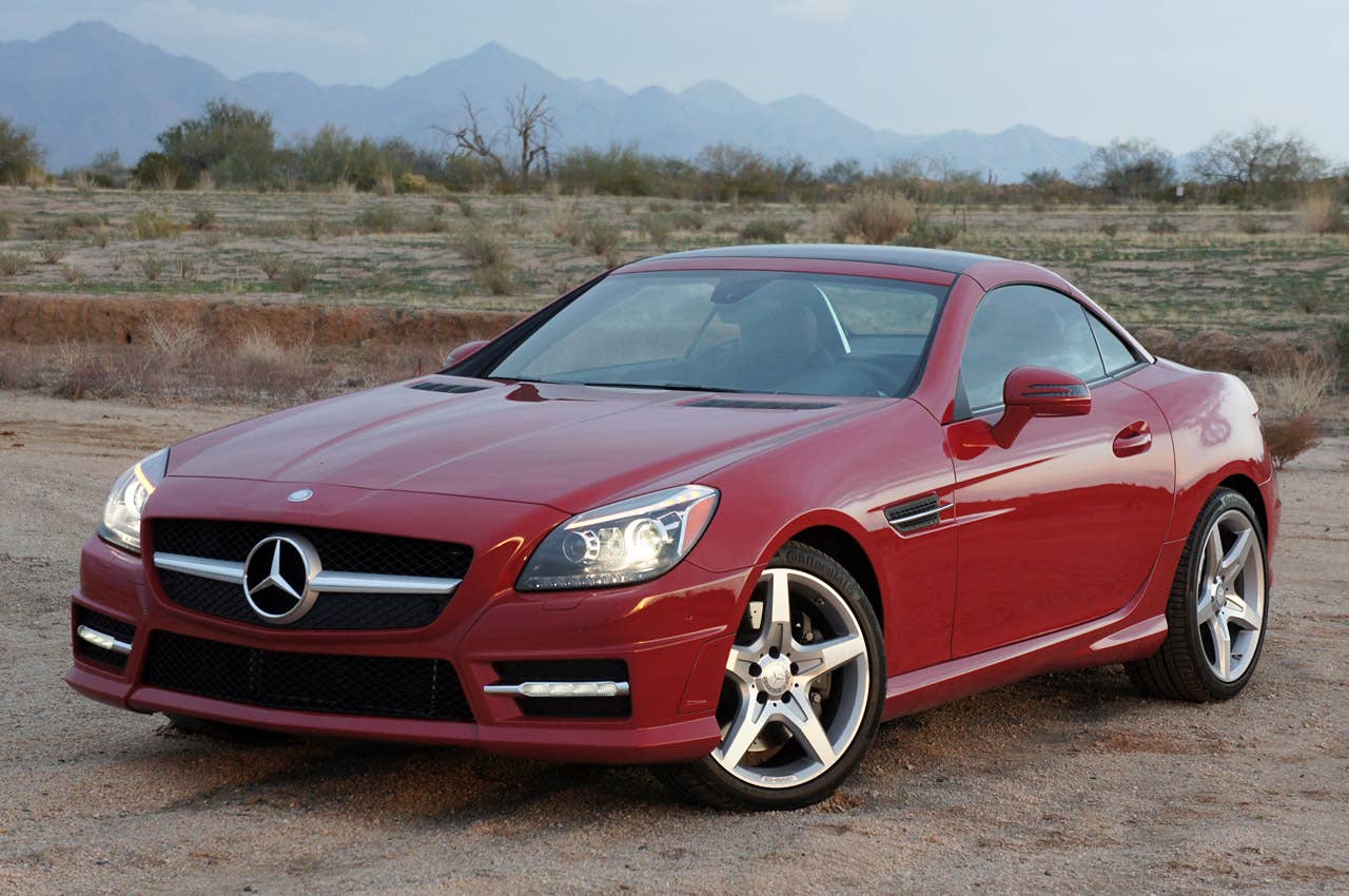 2012 Mercedes-Benz SLK350 front 3/4 view