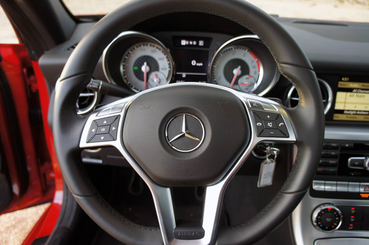 2012 Mercedes-Benz SLK350 steering wheel