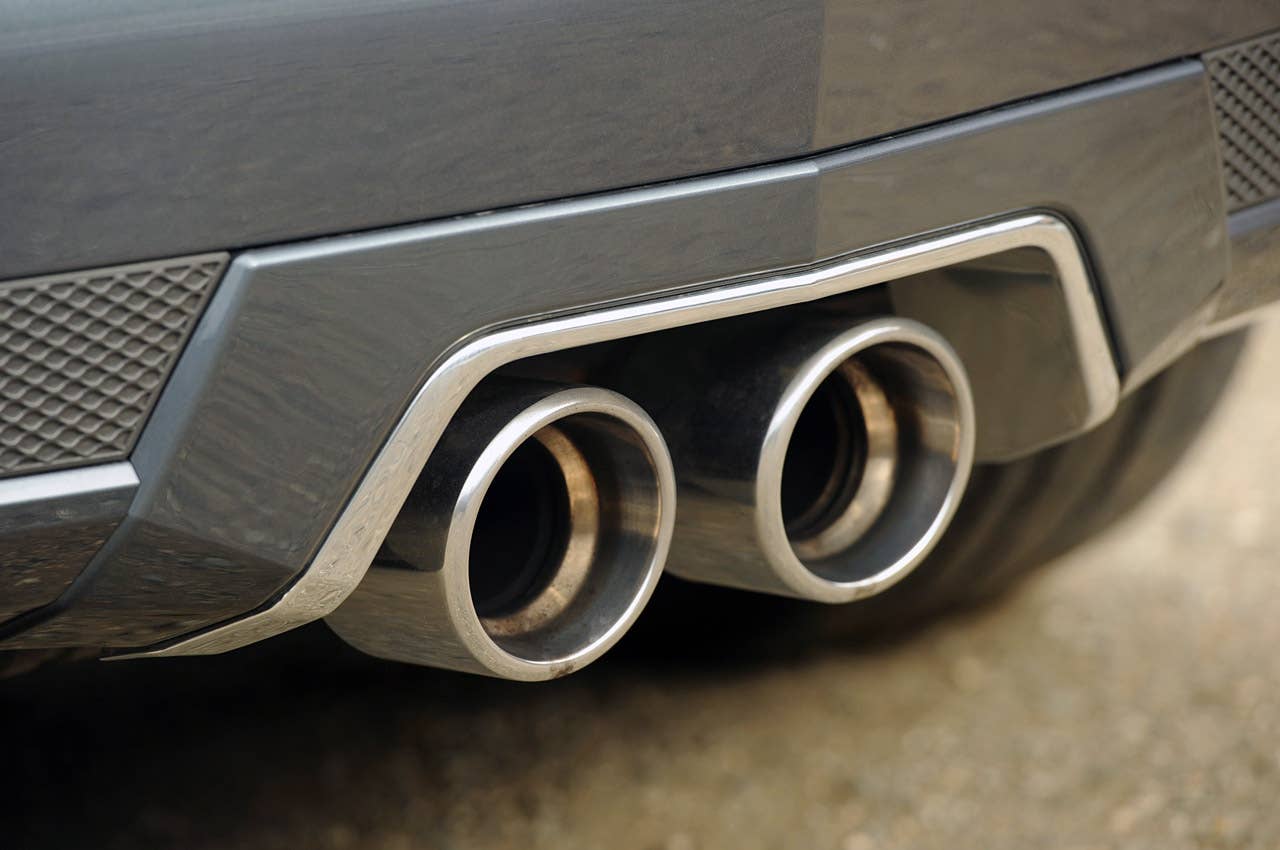 2011 Cadillac CTS-V Coupe exhaust system