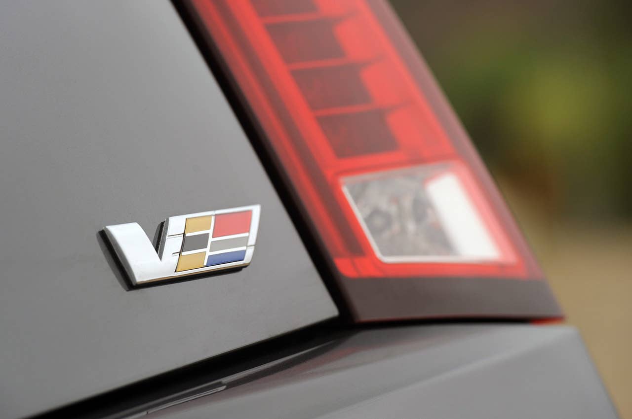 2011 Cadillac CTS-V Coupe badge